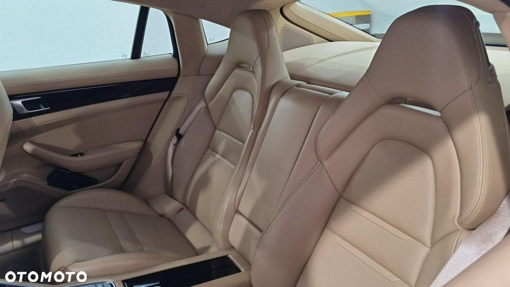 Porsche Panamera 4S Diesel - 12