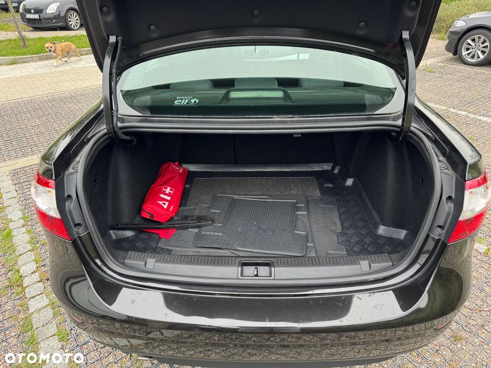 Renault Fluence 1.6 16V Expression Euro5 - 5