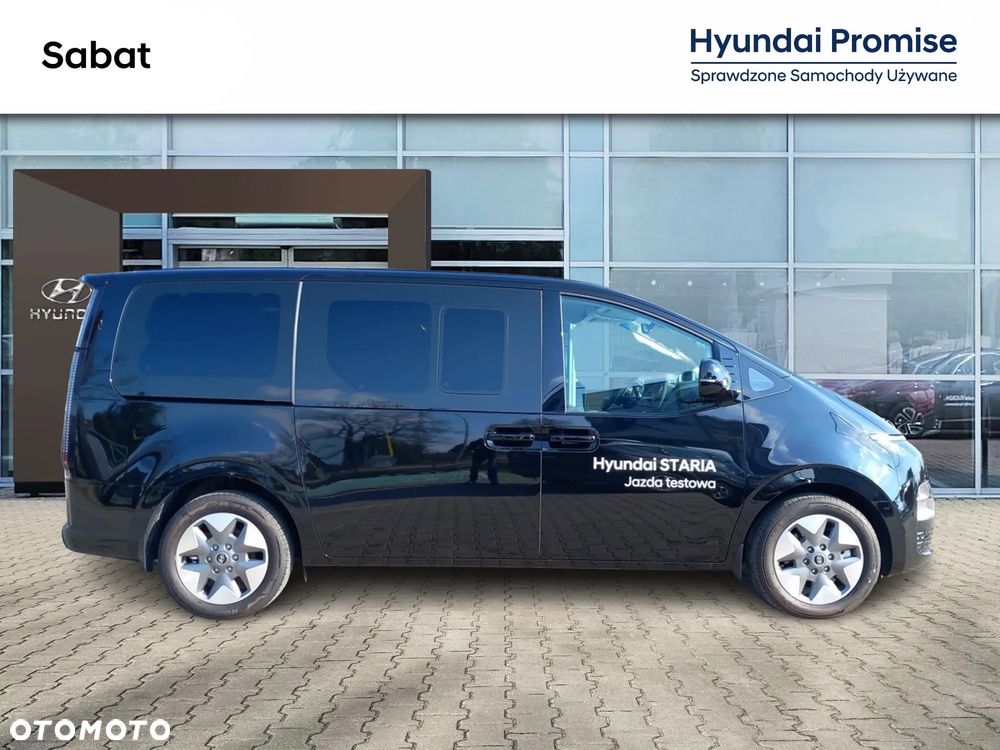 Hyundai Staria 1.6 T-GDI HEV Smart VIP - 4
