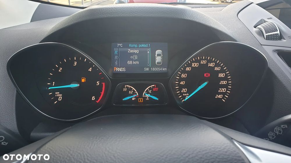 Ford Kuga 2.0 TDCi 4x4 Titanium - 21