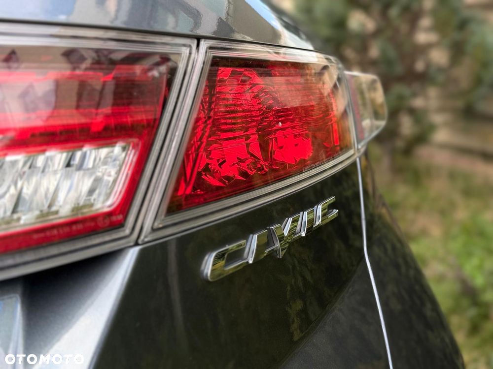 Honda Civic 1.8i-VTEC Automatik Executive - 13