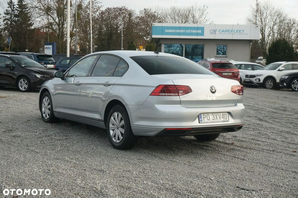 Volkswagen Passat 2.0 TDI EVO Essence - 8