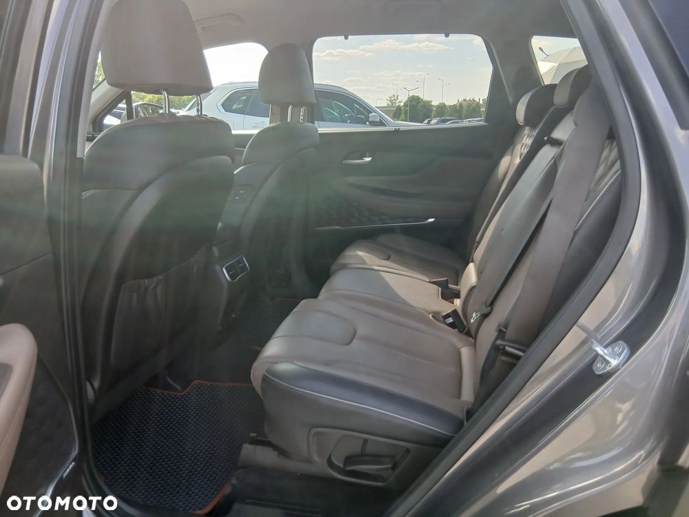 Hyundai Santa Fe 1.6 T-GDI HEV Platinum 4WD - 11