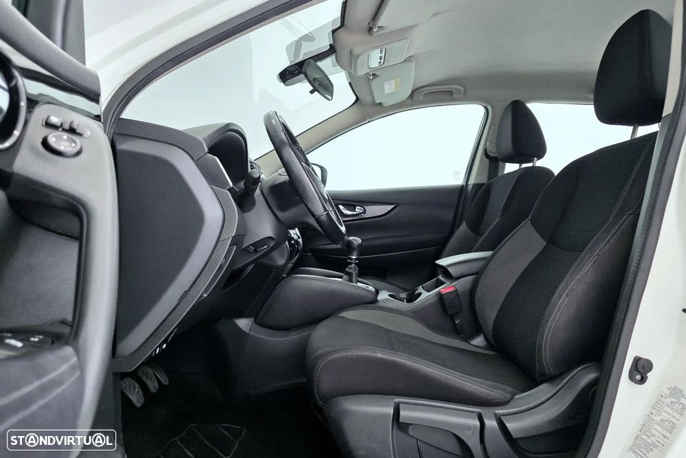 Nissan Qashqai 1.7 dCi N-Connecta - 9