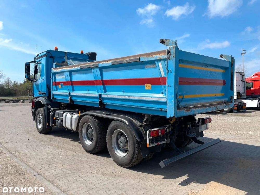 Mercedes-Benz AROCS 2643 | 6X6 | MEILLER BORDMATIK - 3