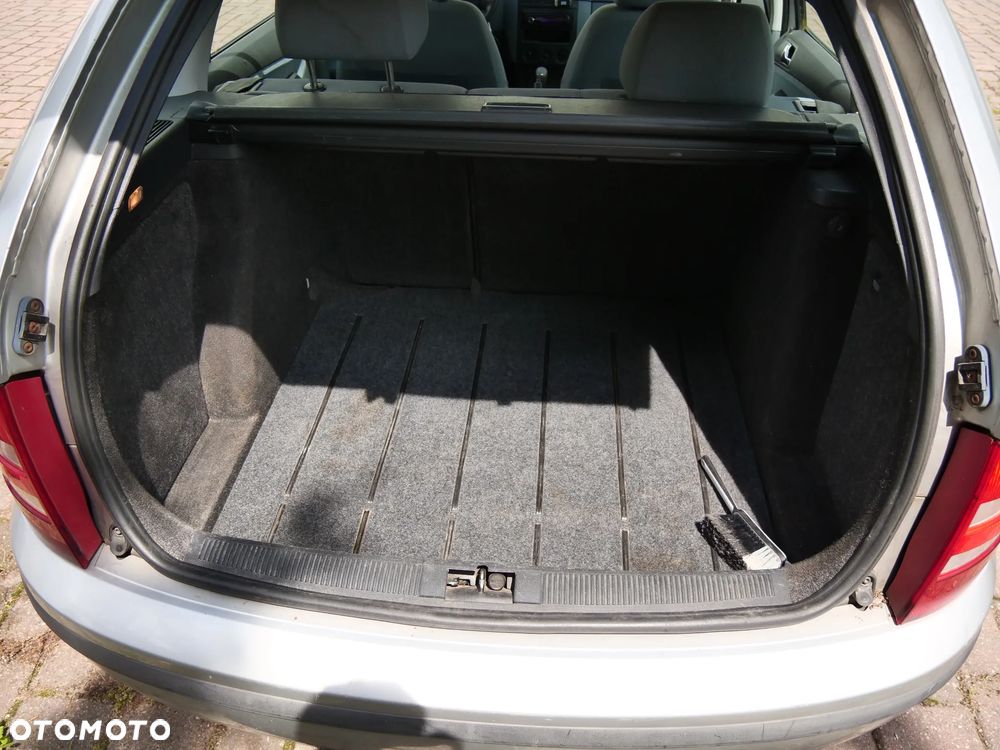 Skoda Fabia 1.4 16V Comfort - 15