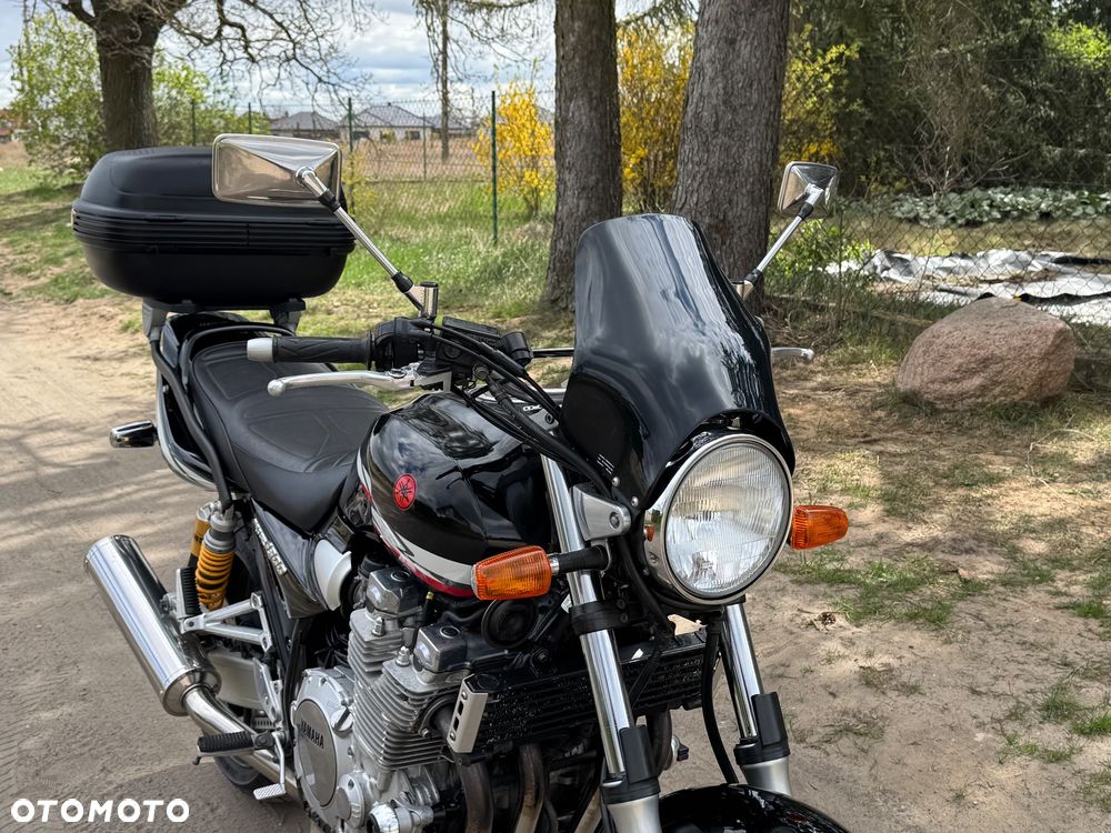 Yamaha XJR - 6