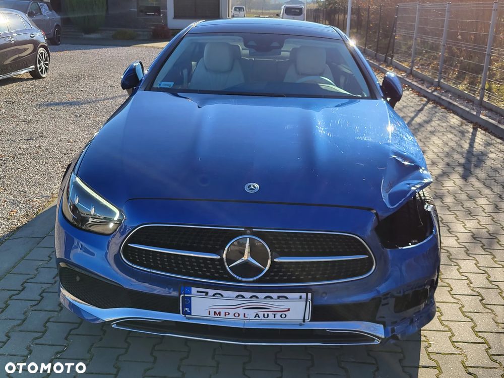 Mercedes-Benz Klasa E 200 4Matic 9G-TRONIC Avantgarde - 34