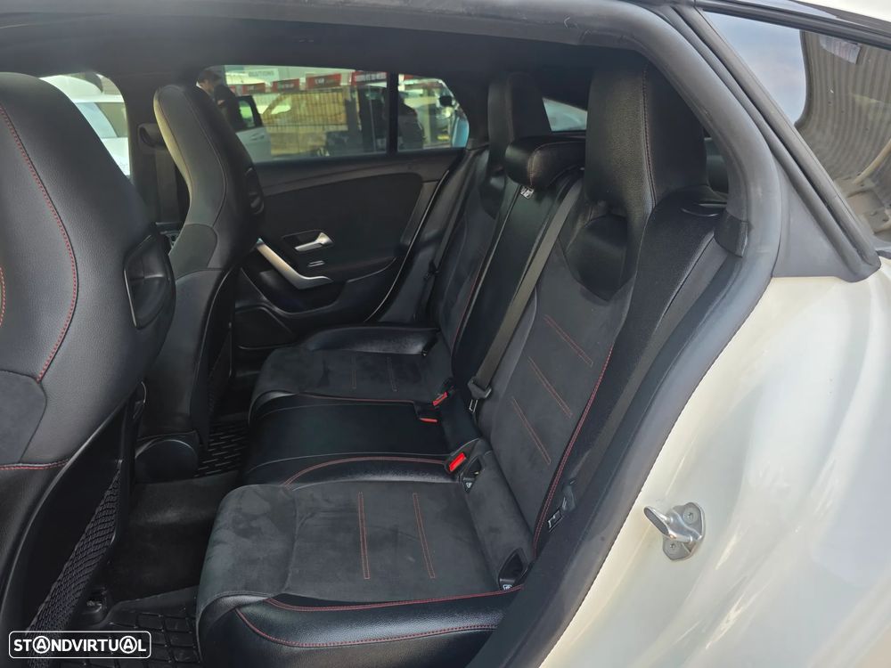 Mercedes-Benz CLA 200 d 8G-DCT AMG Line - 37
