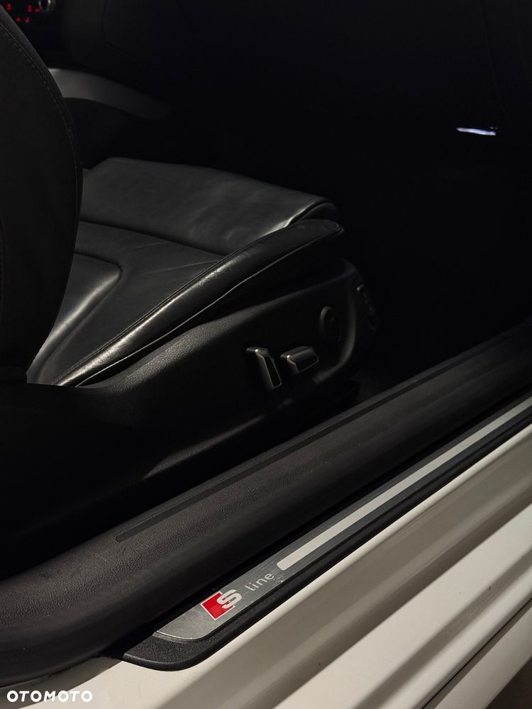 Audi A5 Cabrio 2.0 TFSI quattro S tronic - 22