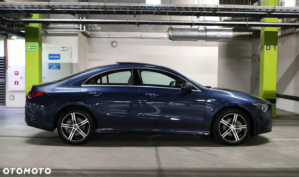 Mercedes-Benz CLA 250 4Matic 7G-DCT AMG Line - 8
