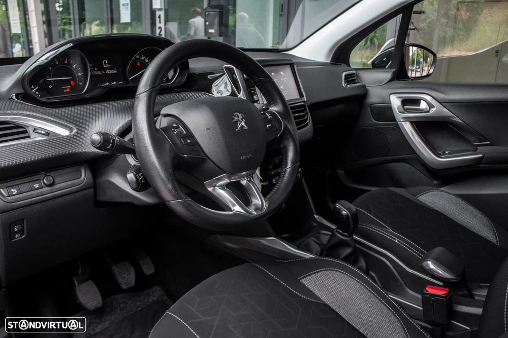 Peugeot 2008 1.2 PureTech Active - 22