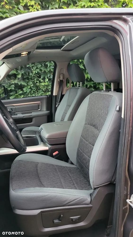 Dodge RAM 1500 5.7 4x4 - 37