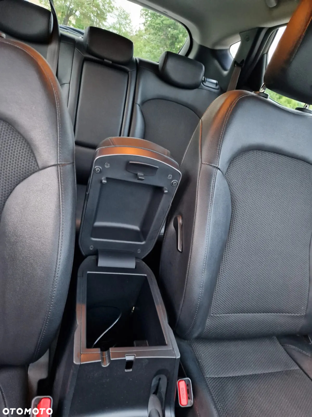 Hyundai ix35 2.0 CRDi 4WD Automatik Premium - 9