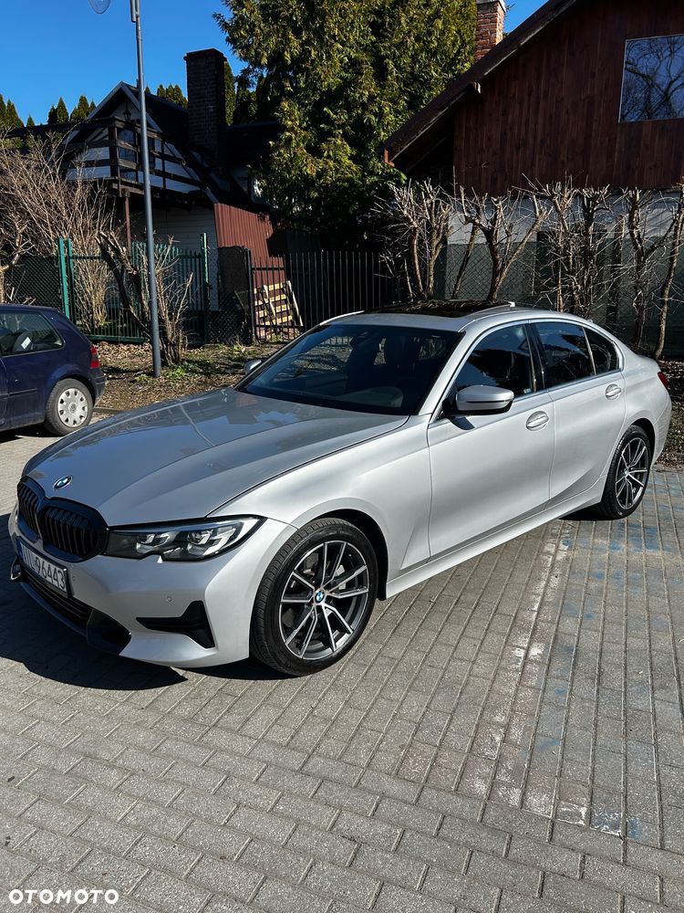 BMW Seria 3 330i xDrive Sport Line - 3
