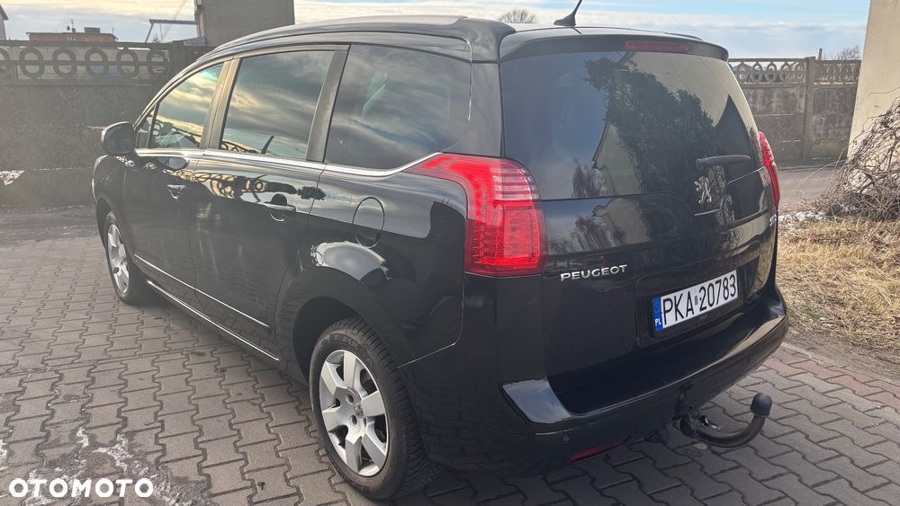 Peugeot 5008 1.6 THP Family 7os - 7