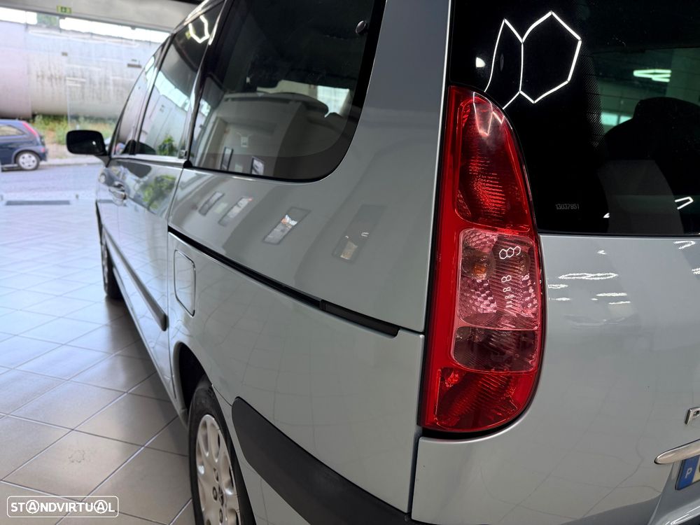 Peugeot 807 HDi 130 Tendance - 9