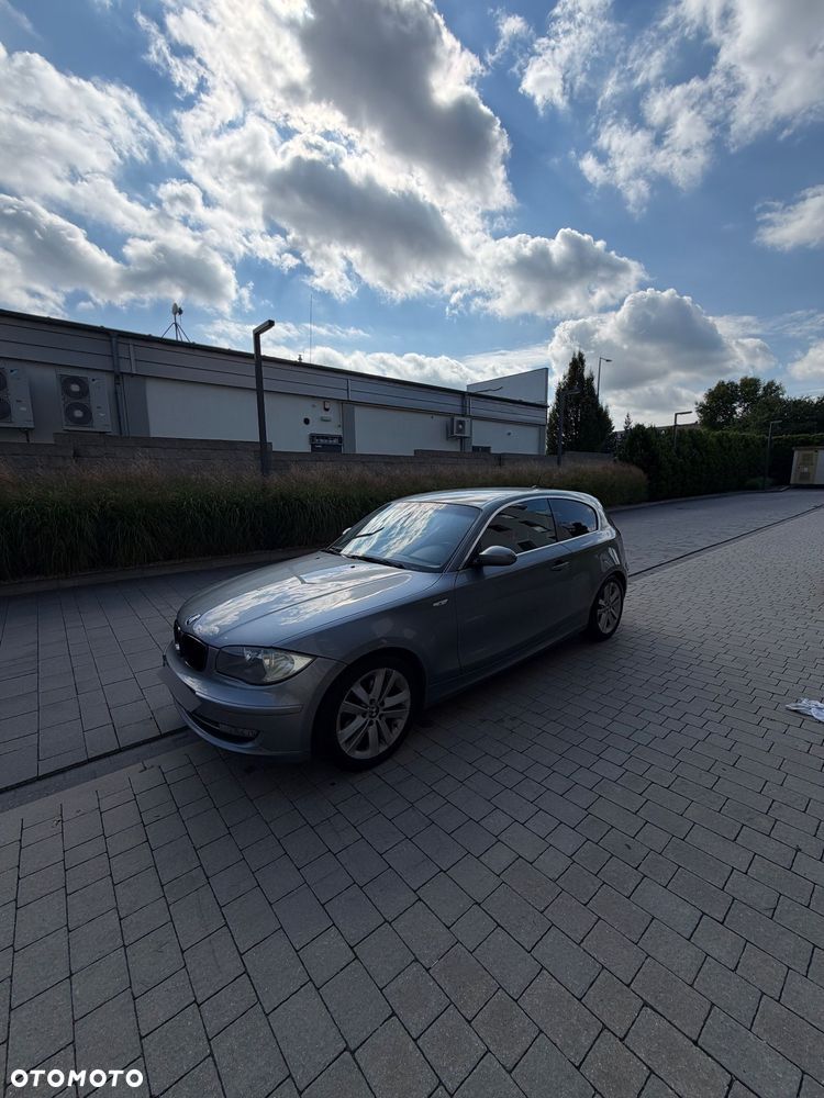 BMW Seria 1 - 19
