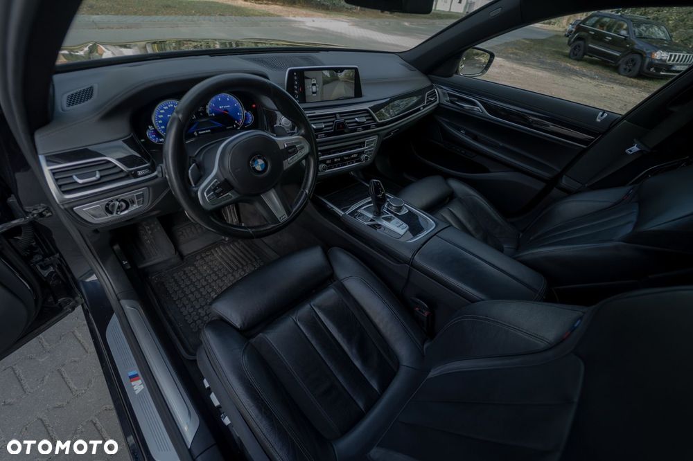 BMW Seria 7 - 13