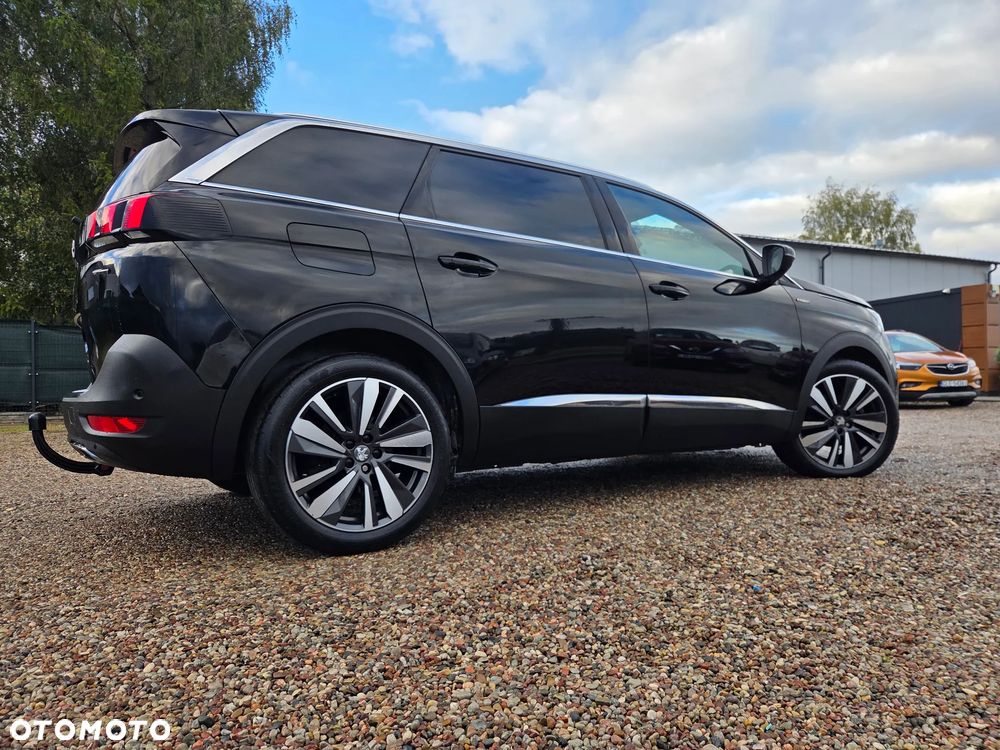 Peugeot 5008 2020 photo 3