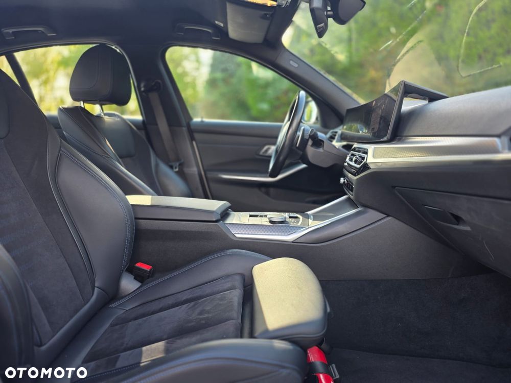 BMW Seria 3 318i M Sport sport - 17