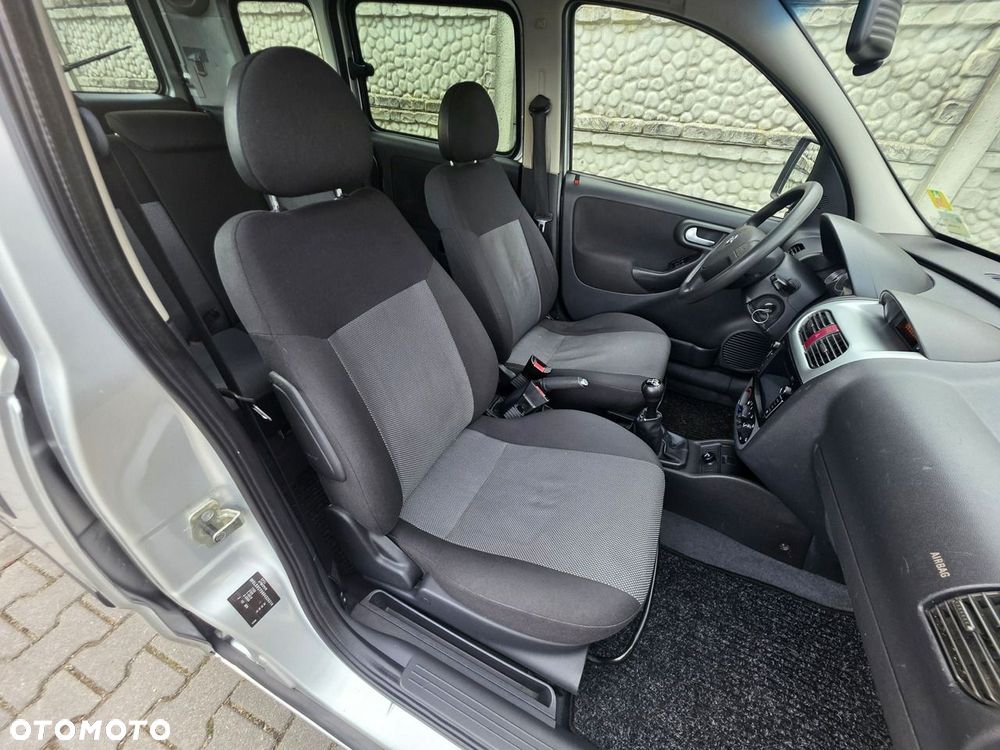 Opel Combo Tour Edition - 23