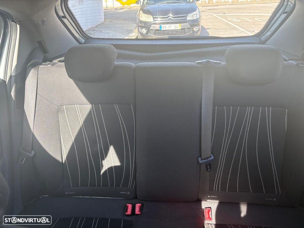 Opel Corsa 1.3 CDTi Enjoy EcoFLEX - 2