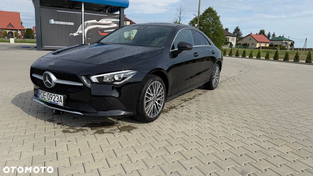 Mercedes-Benz CLA 250 e 8G-DCT Edition 2021 - 1