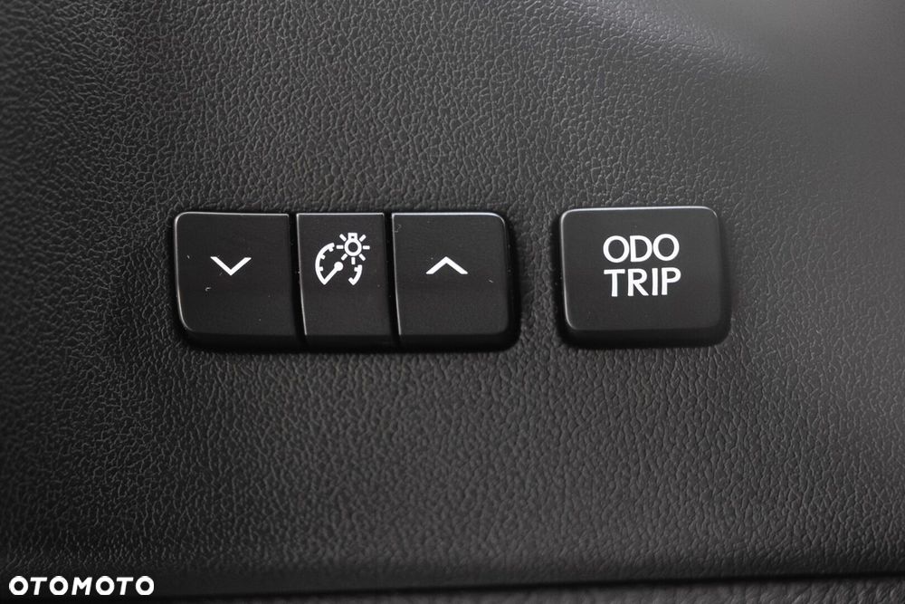 Lexus NX 300h Elegance 2WD - 32