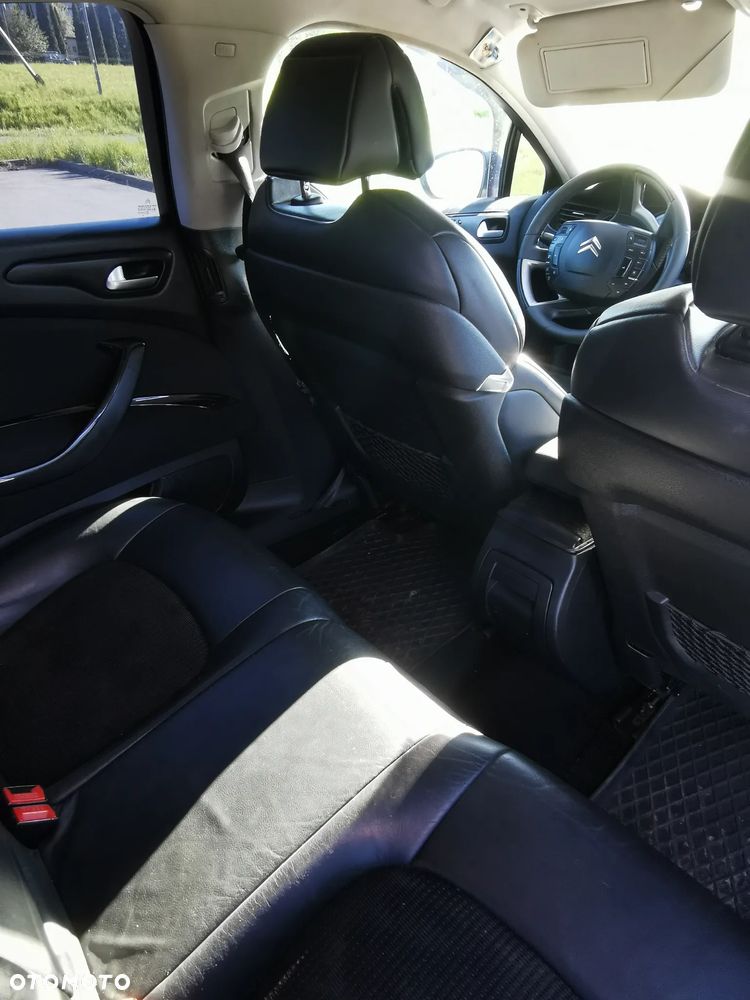 Citroën C5 1.6 HDi Attraction - 5