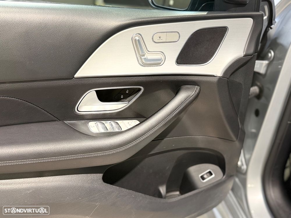 Mercedes-Benz GLE 300 d 4Matic - 31