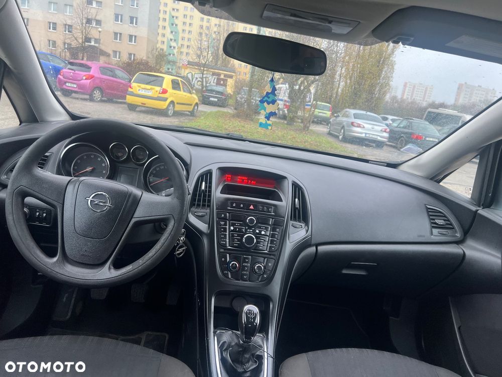 Opel Astra - 10