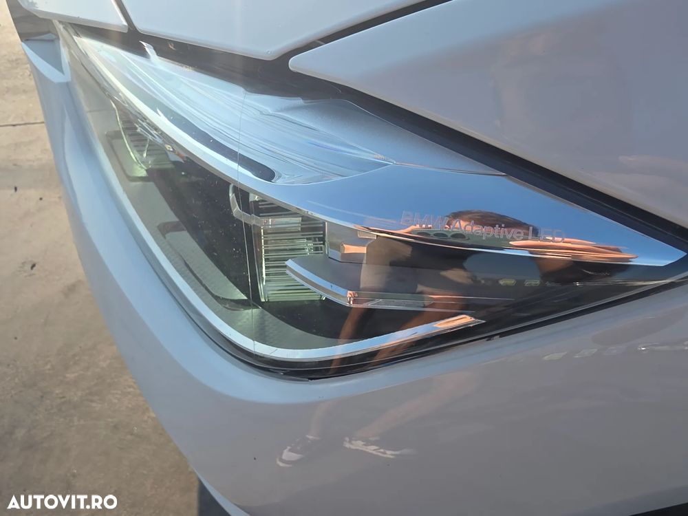 BMW Seria 3 330i xDrive AT Sport Line - 14