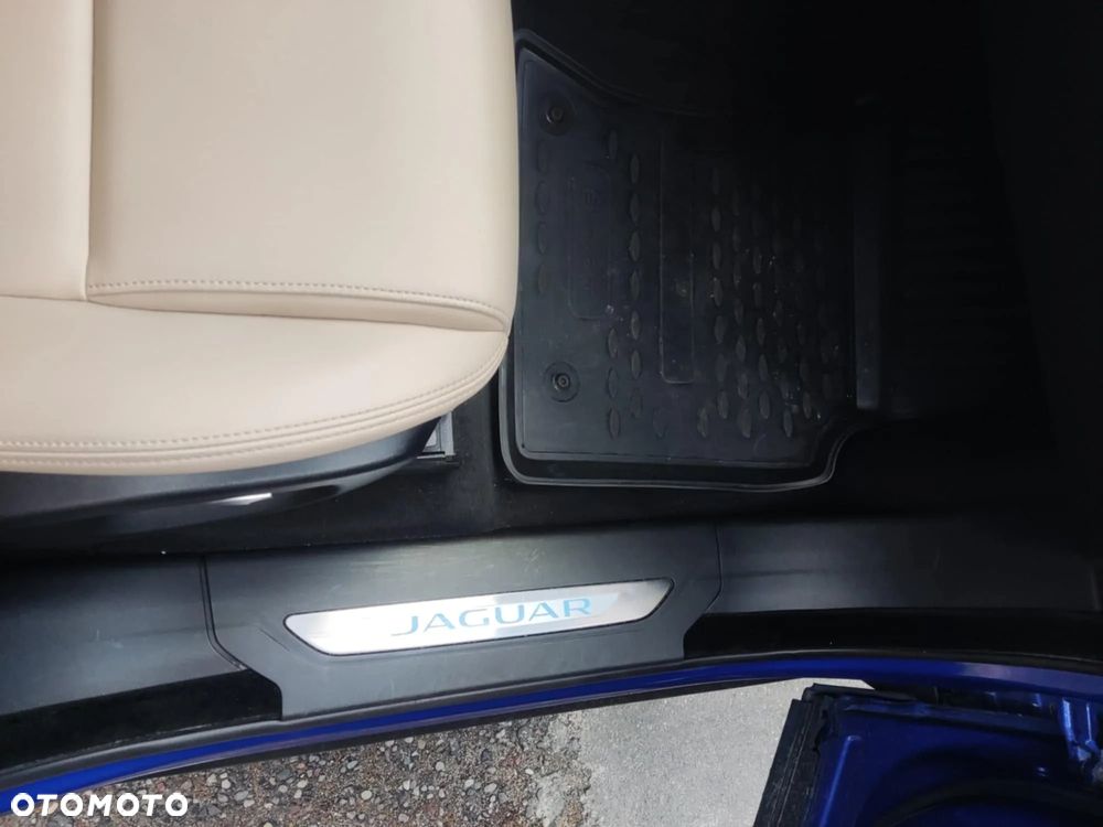 Jaguar F-Pace 2.0 i4P AWD Prestige - 14