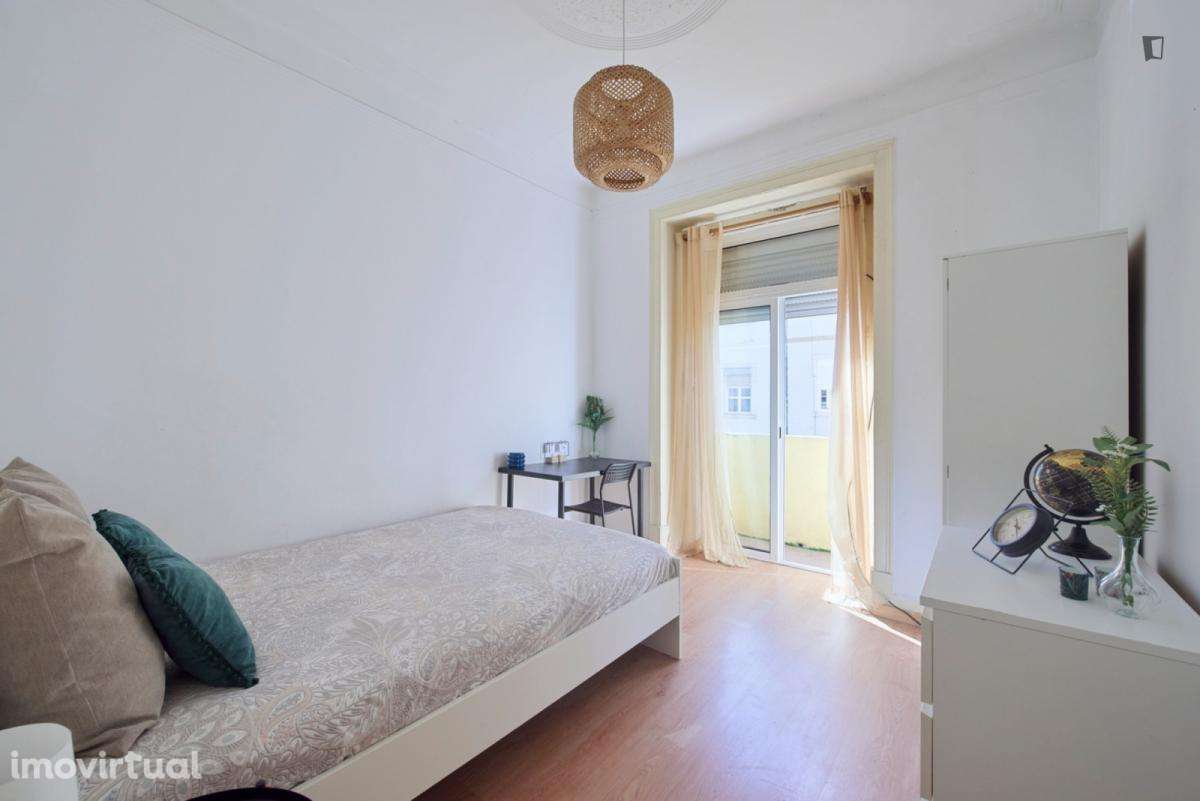Quarto - localizado em Alameda Lisbon - Grande imagem: 5/16