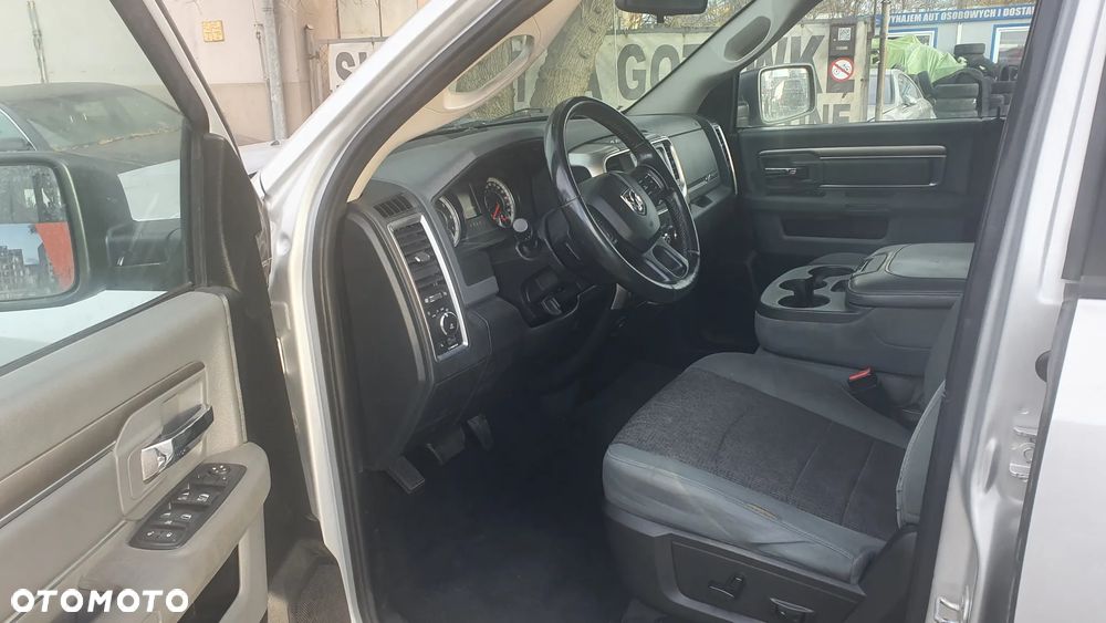 Dodge RAM - 7
