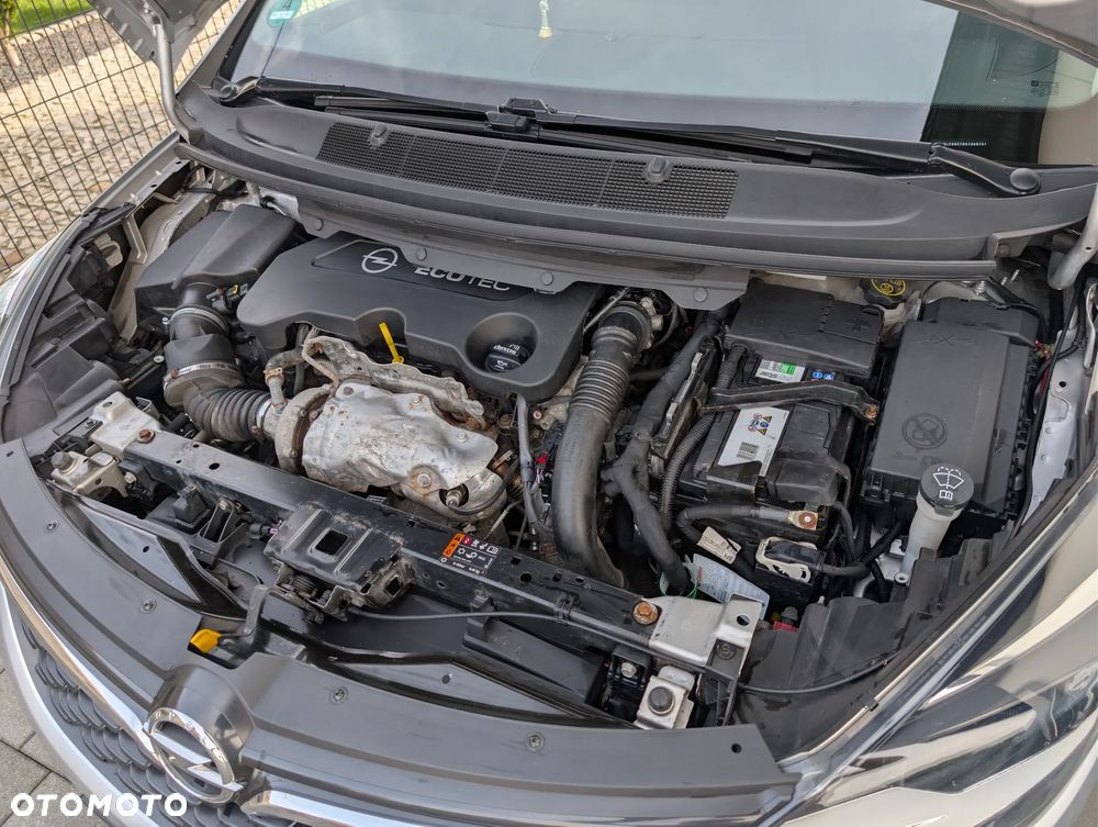 Opel Zafira 2.0 D (CDTI ecoFLEX) Start/Stop Active - 14
