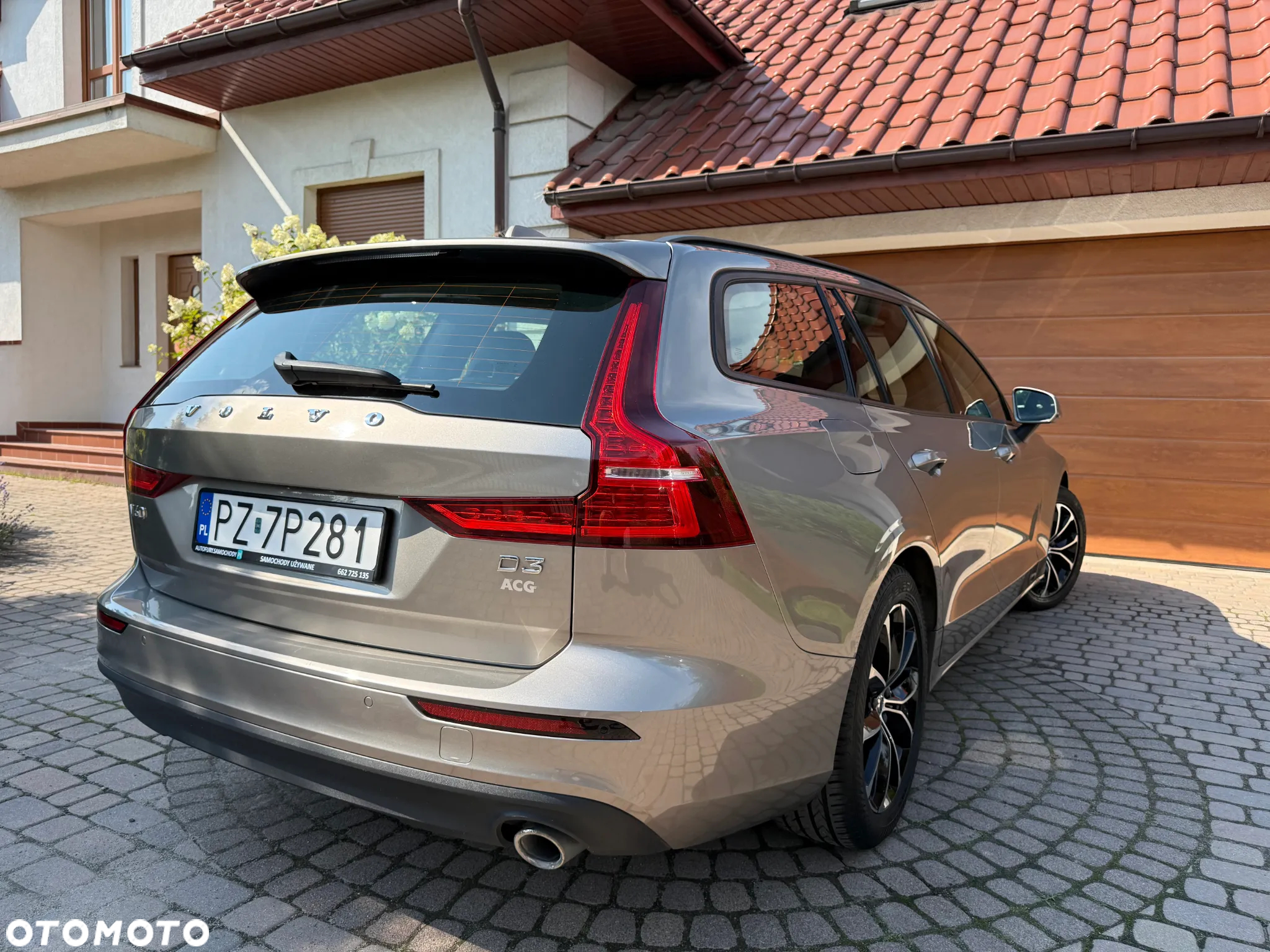 Volvo V60 D3 Momentum - 12