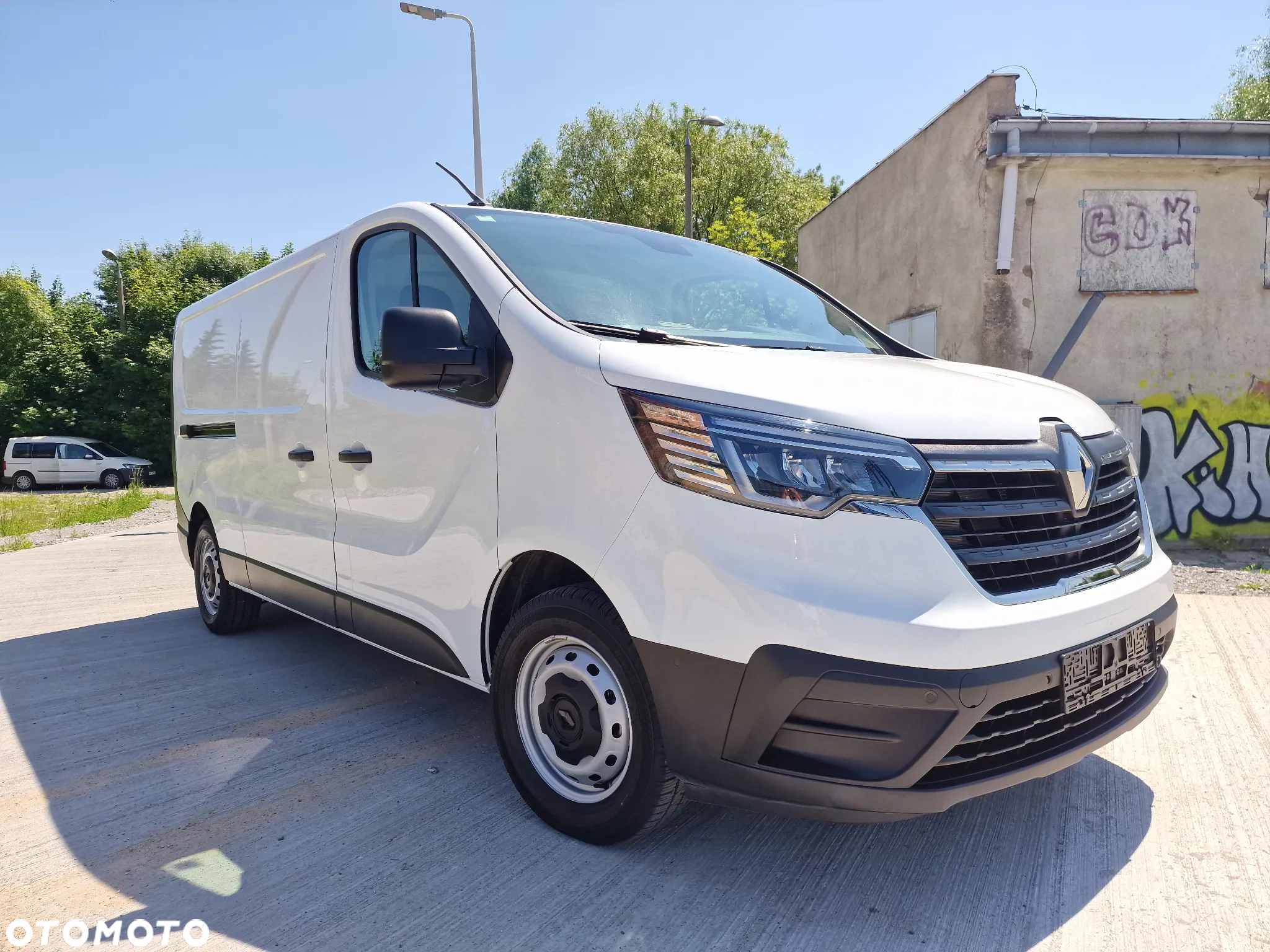 Renault Trafic - 16