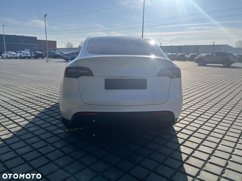 Tesla Model 3 Long Range RWD - 4