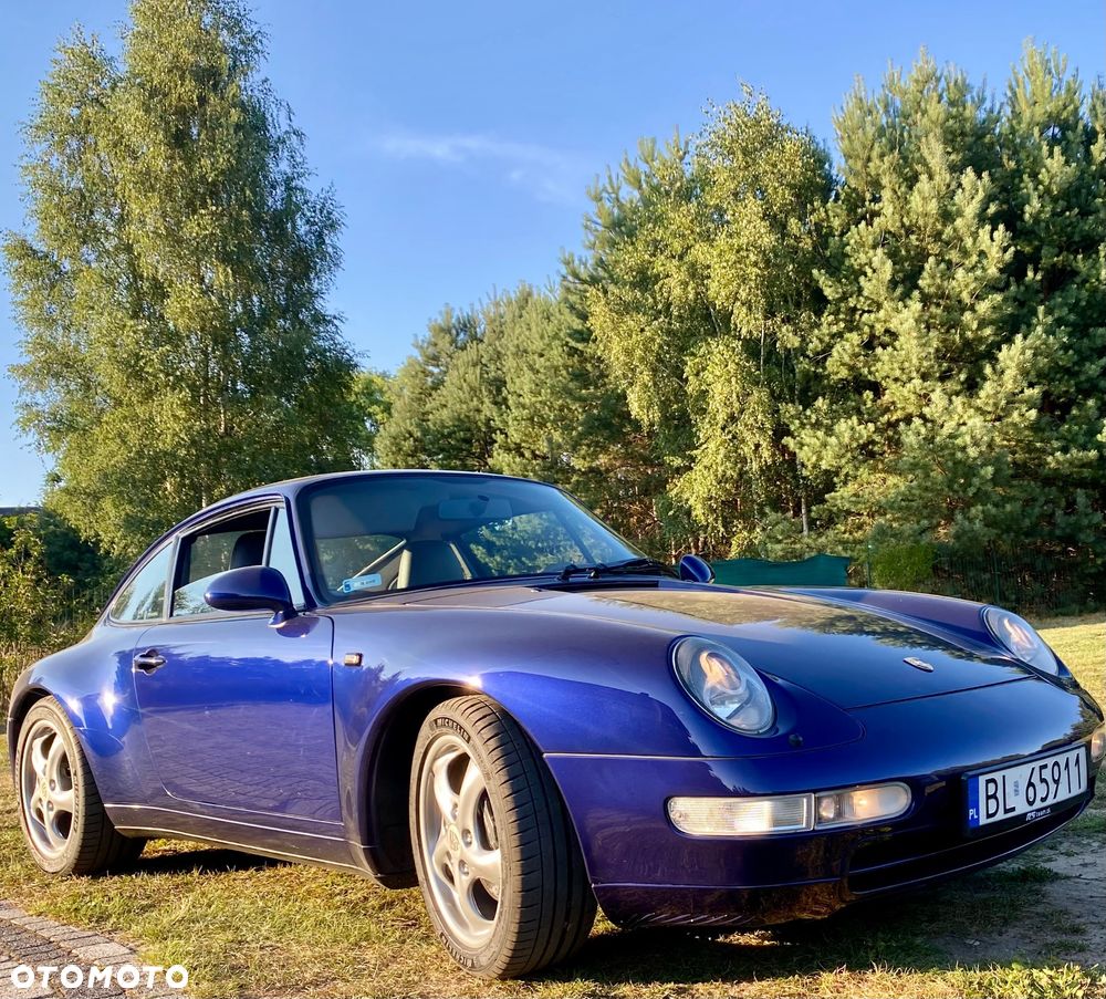 Porsche 911 Carrera - 2