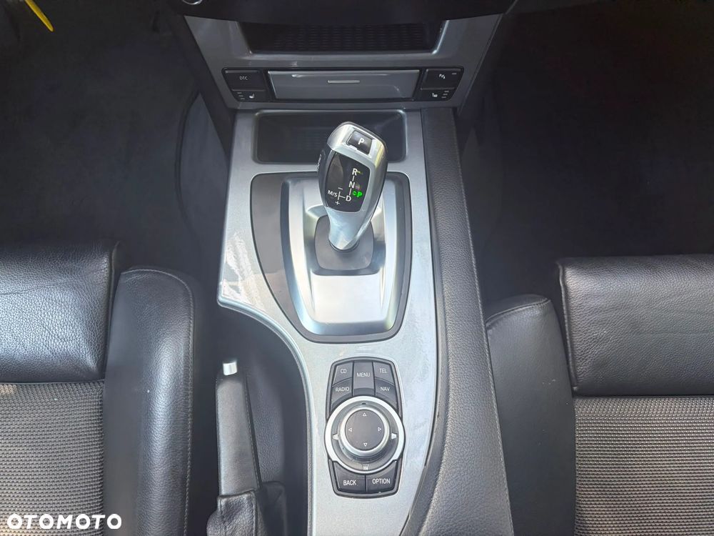BMW Seria 5 520d Edition Exclusive - 24