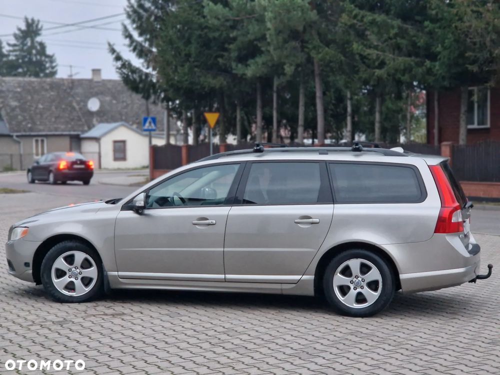 Volvo V70 2.5T Summum - 24