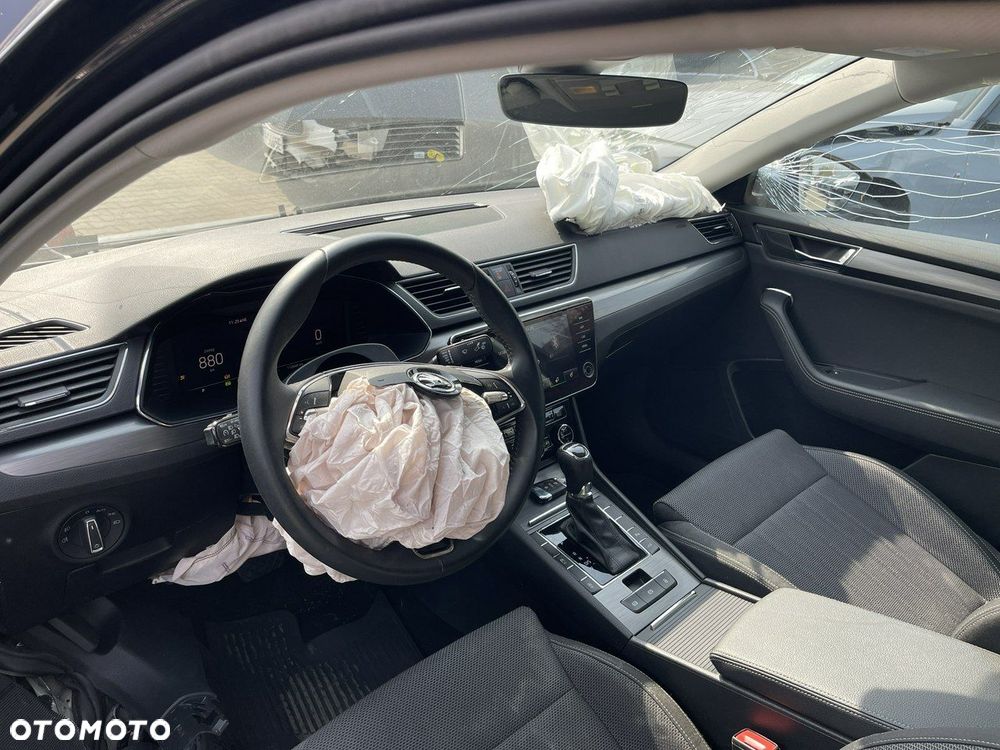 Skoda Superb 2.0 TDI SCR Style DSG - 8