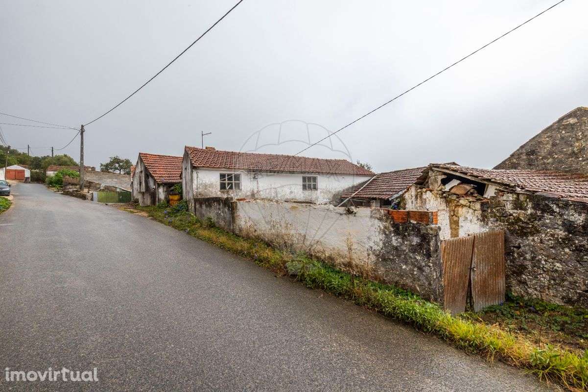 Moradia T2 para venda - Grande imagem: 2/28