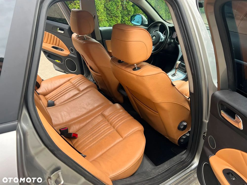 Alfa Romeo 159 Sportwagon - 12