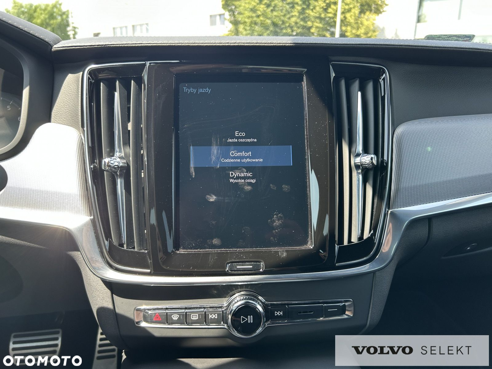 Volvo S90 - 25