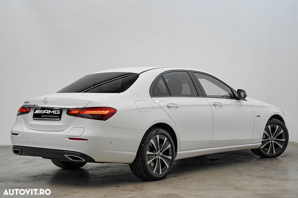 Mercedes-Benz E - 20