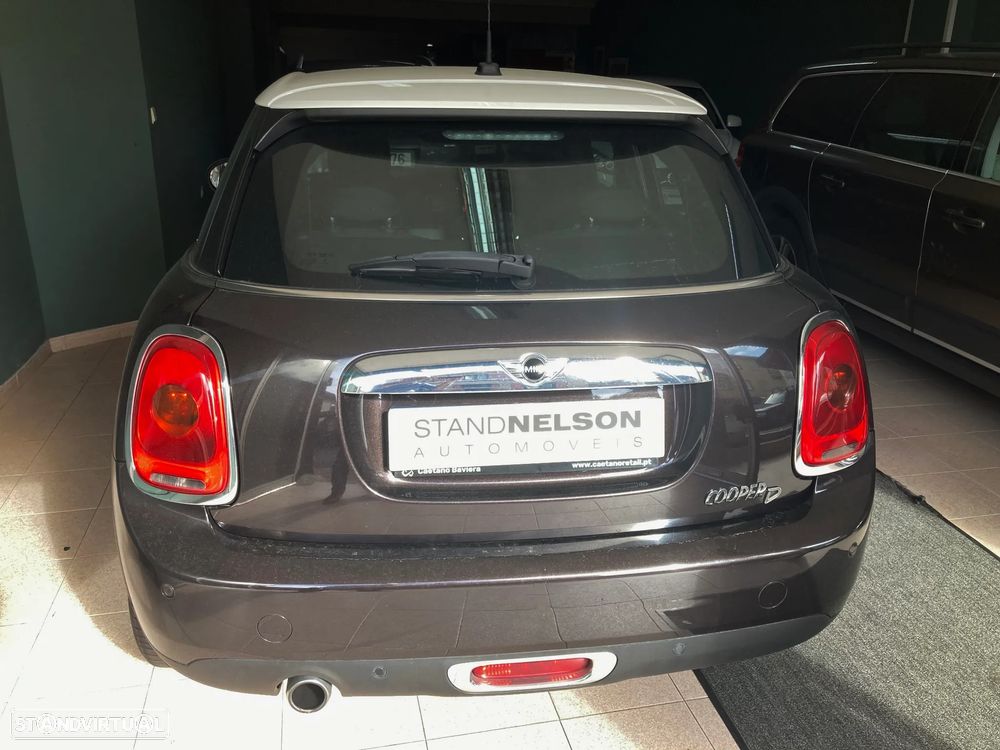 MINI 5 Portas Cooper D - 3