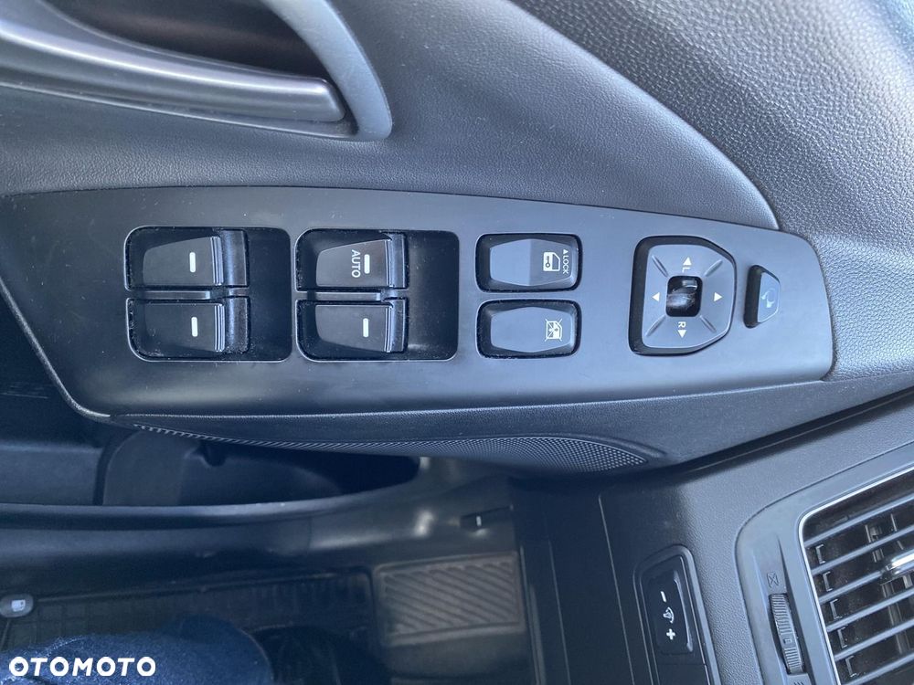 Hyundai ix35 1.6 GDI Comfort 2WD - 22